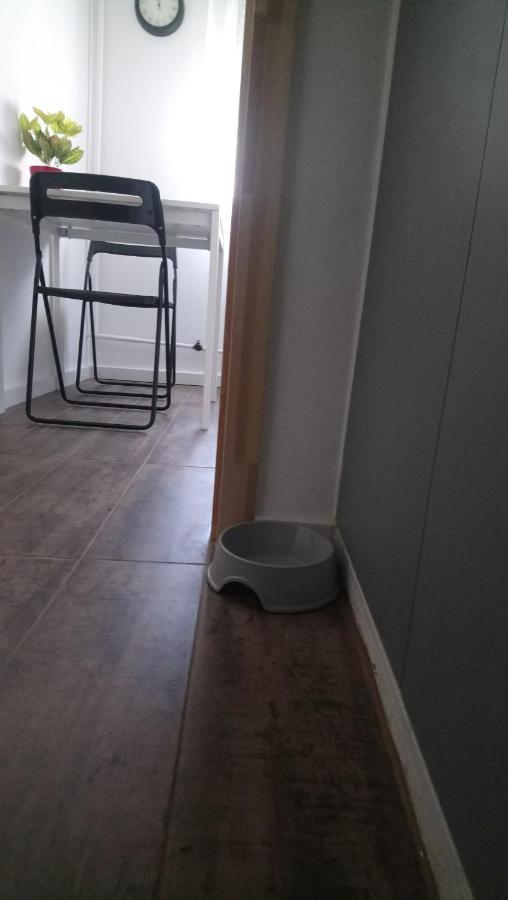 Sziget Apartman เอ็กเกอร์ ภายนอก รูปภาพ